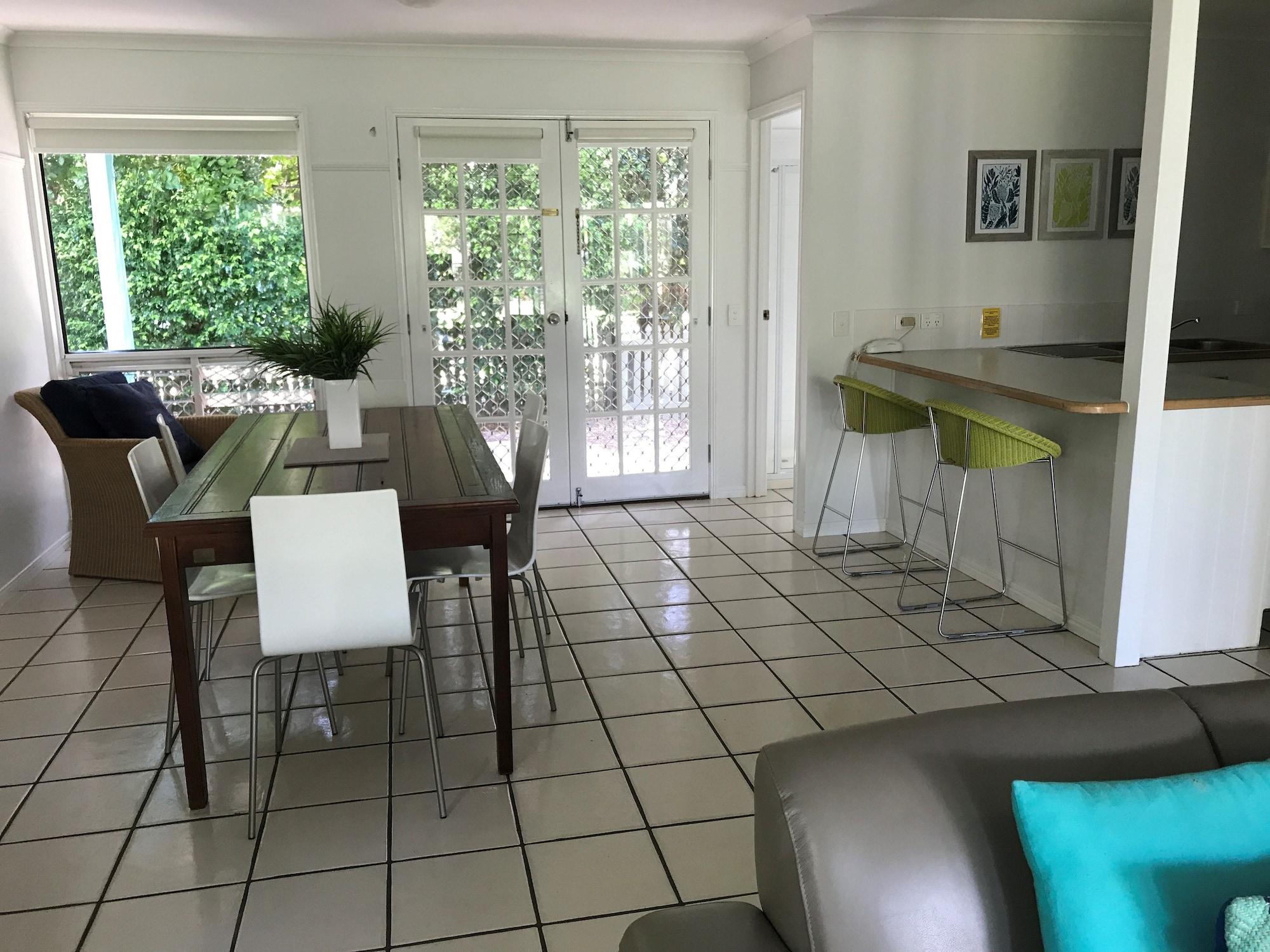 Coral Beach Noosa Resort Noosaville Extérieur photo